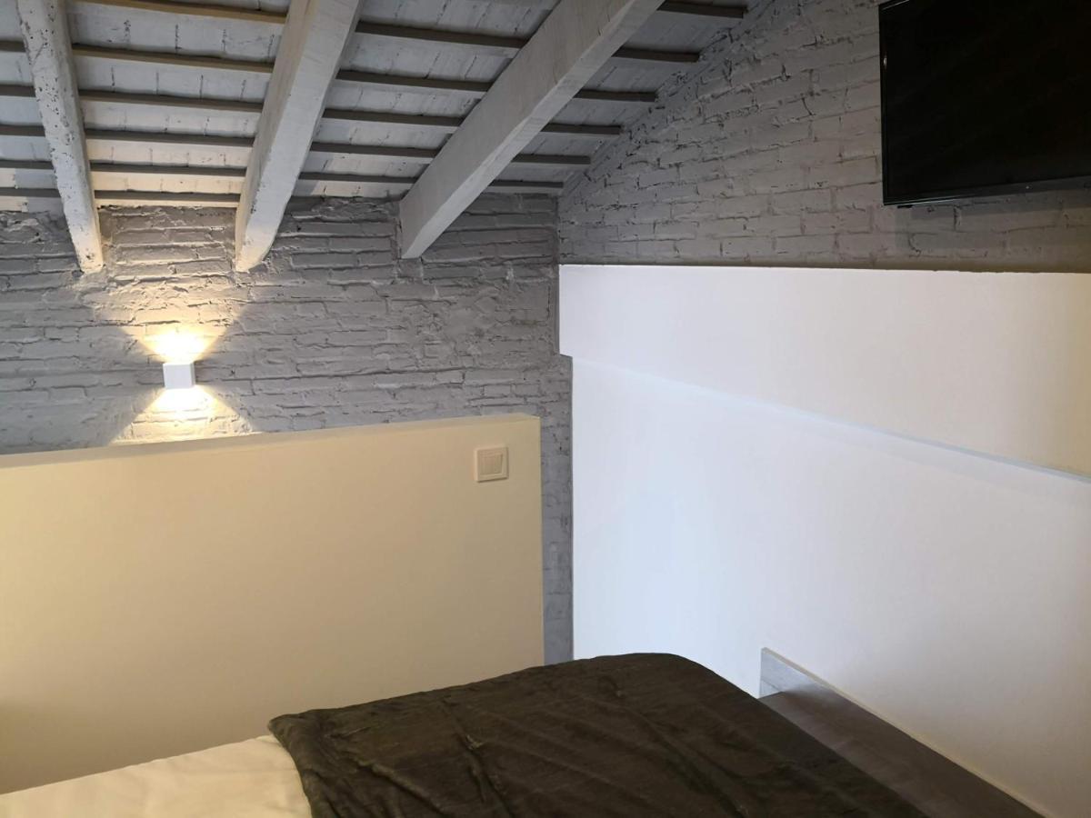 Cozy Rooms Valencia Exterior photo